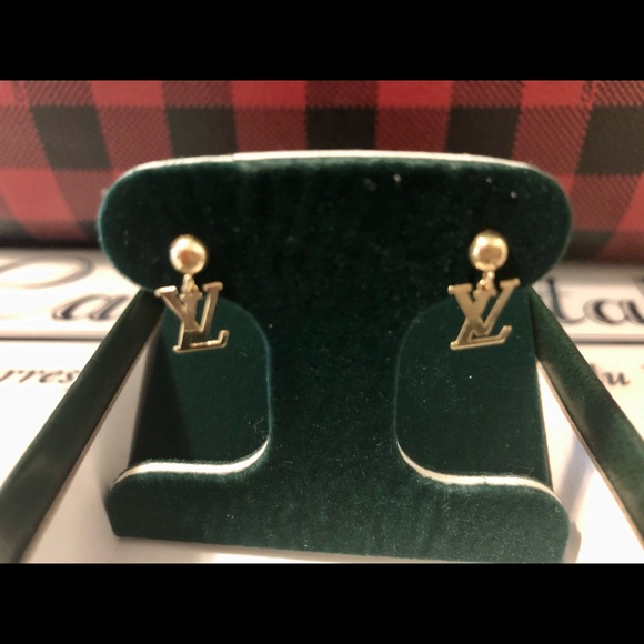 SOLD New Real 18K gold LV Design. - Picture 4 of 5